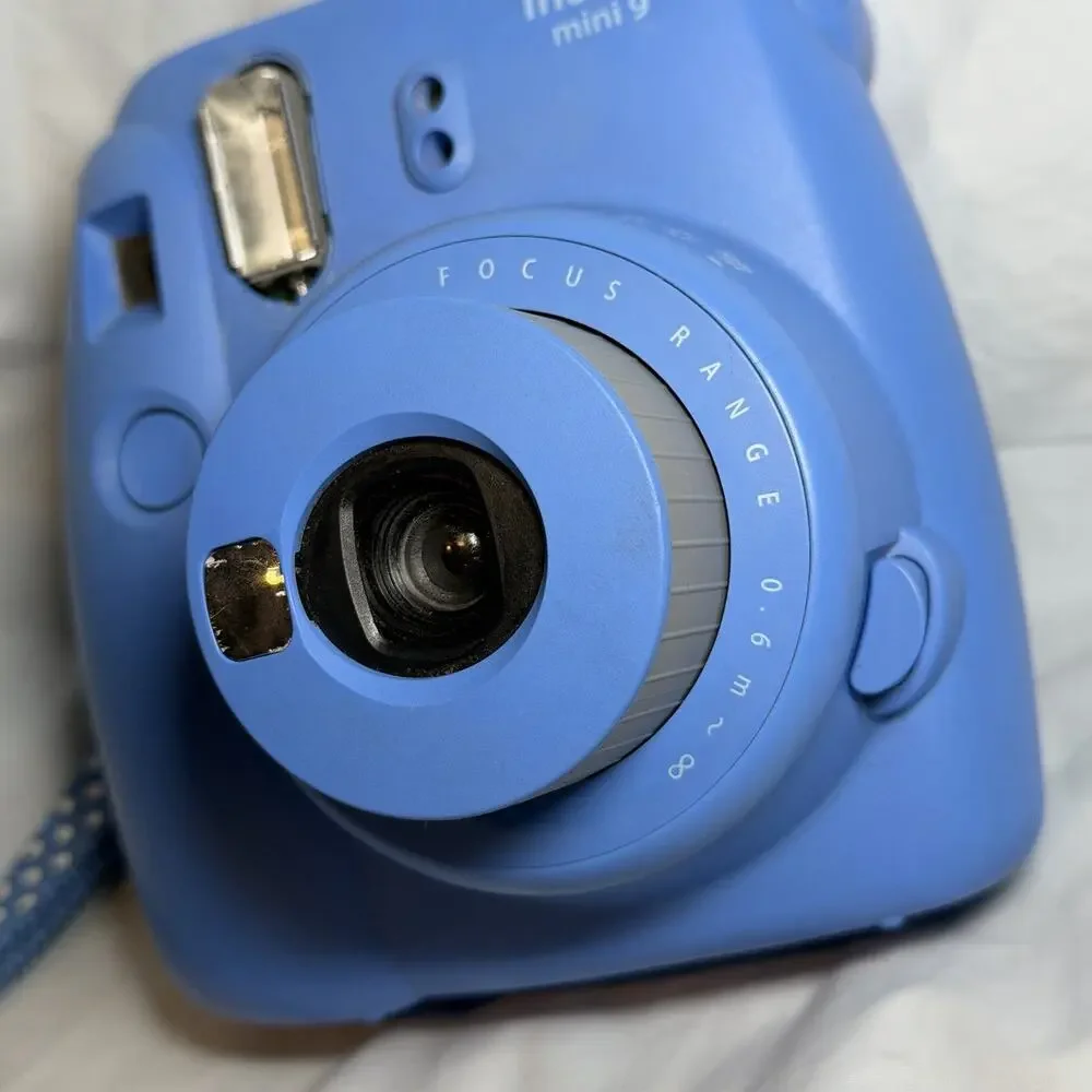 Fujifilm Instax Mini 9 Instant Camera, Cobalt Blue READ DESCRIPTION
